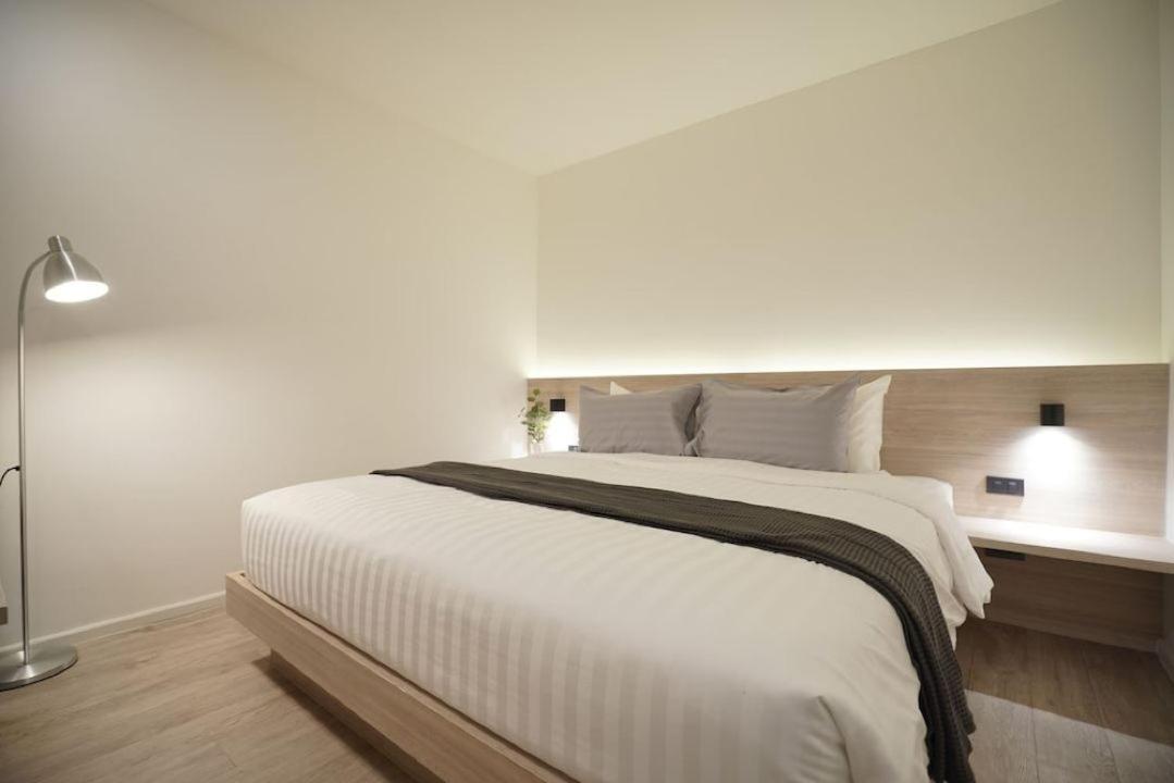 E11 Hotel - Bts Punnawithi Bangkok Eksteriør bilde